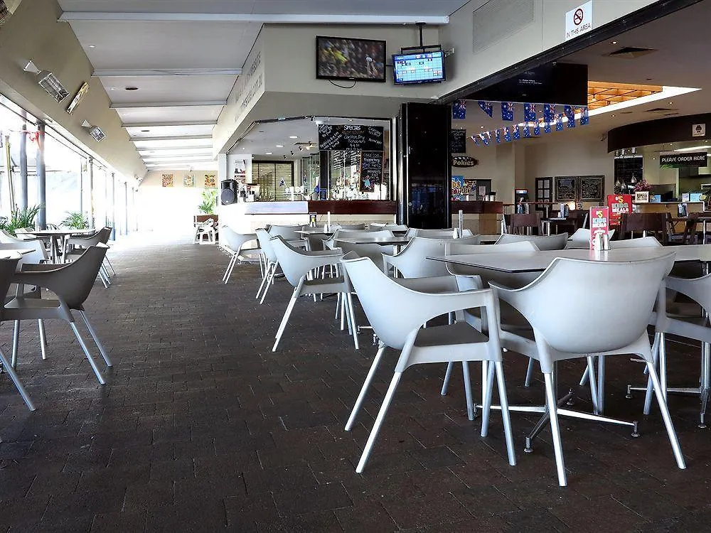 Nightcap At Kawana Waters Hotel Australia