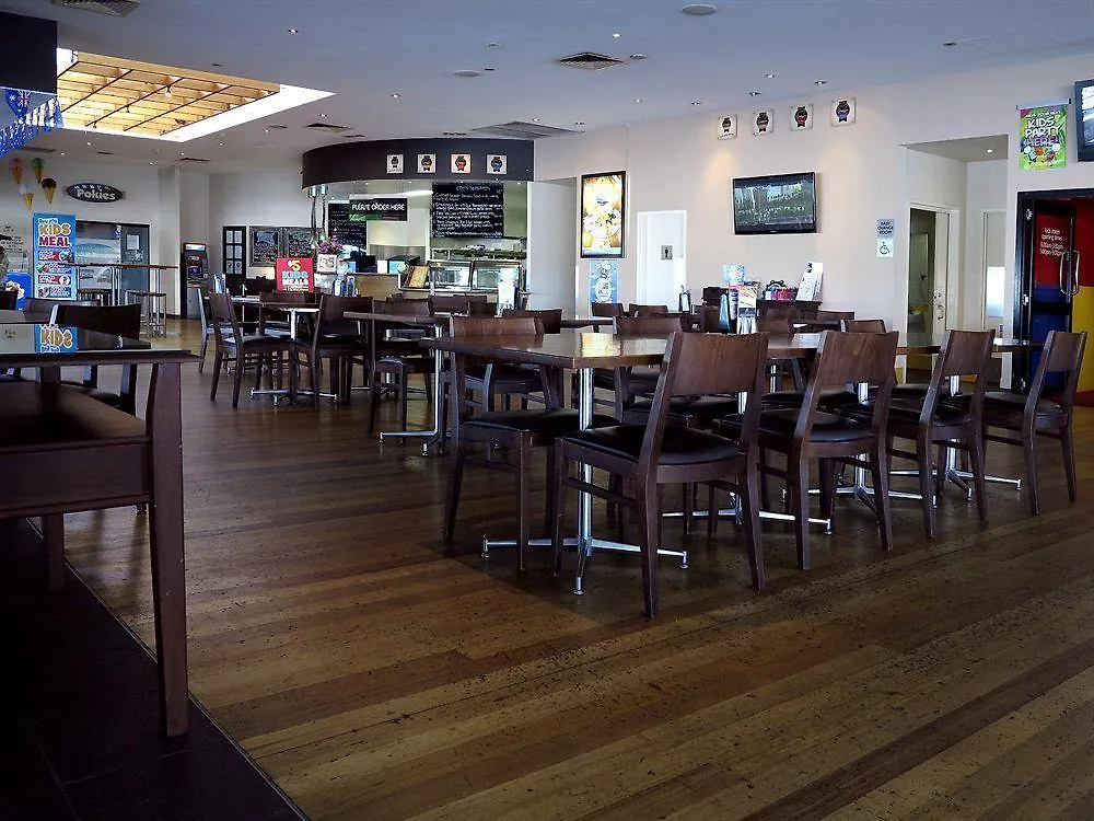 ***  Nightcap At Kawana Waters Hotel Australia