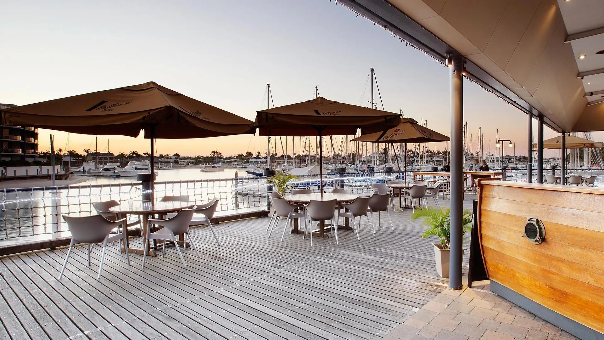 Nightcap At Kawana Waters Hotel Australia