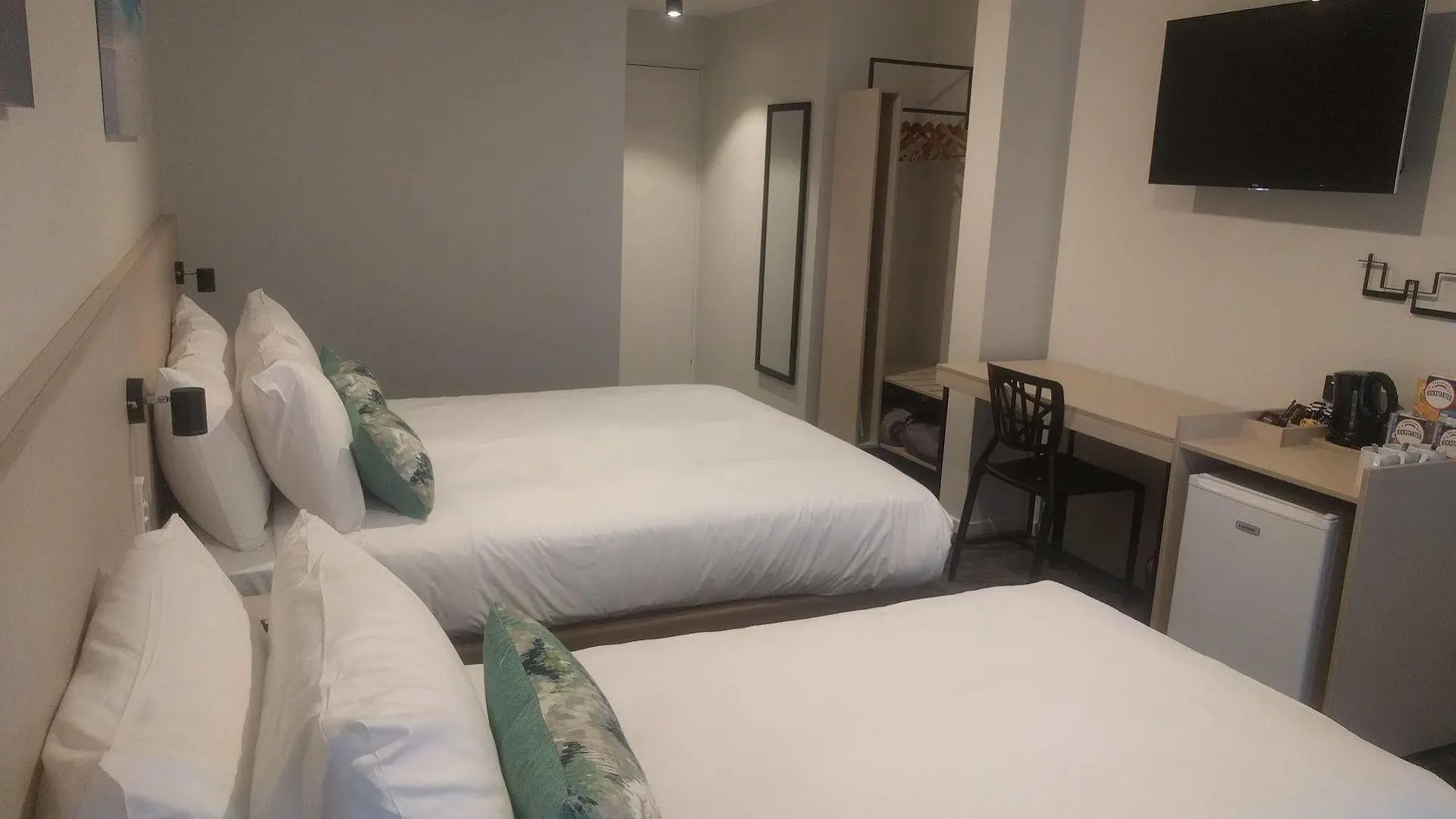 ***  Nightcap At Kawana Waters Hotel Australia