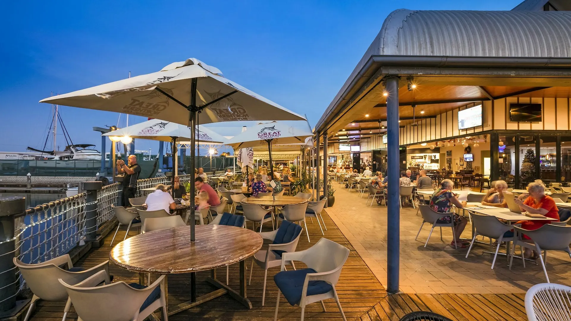 ***  Nightcap At Kawana Waters Hotel Australia