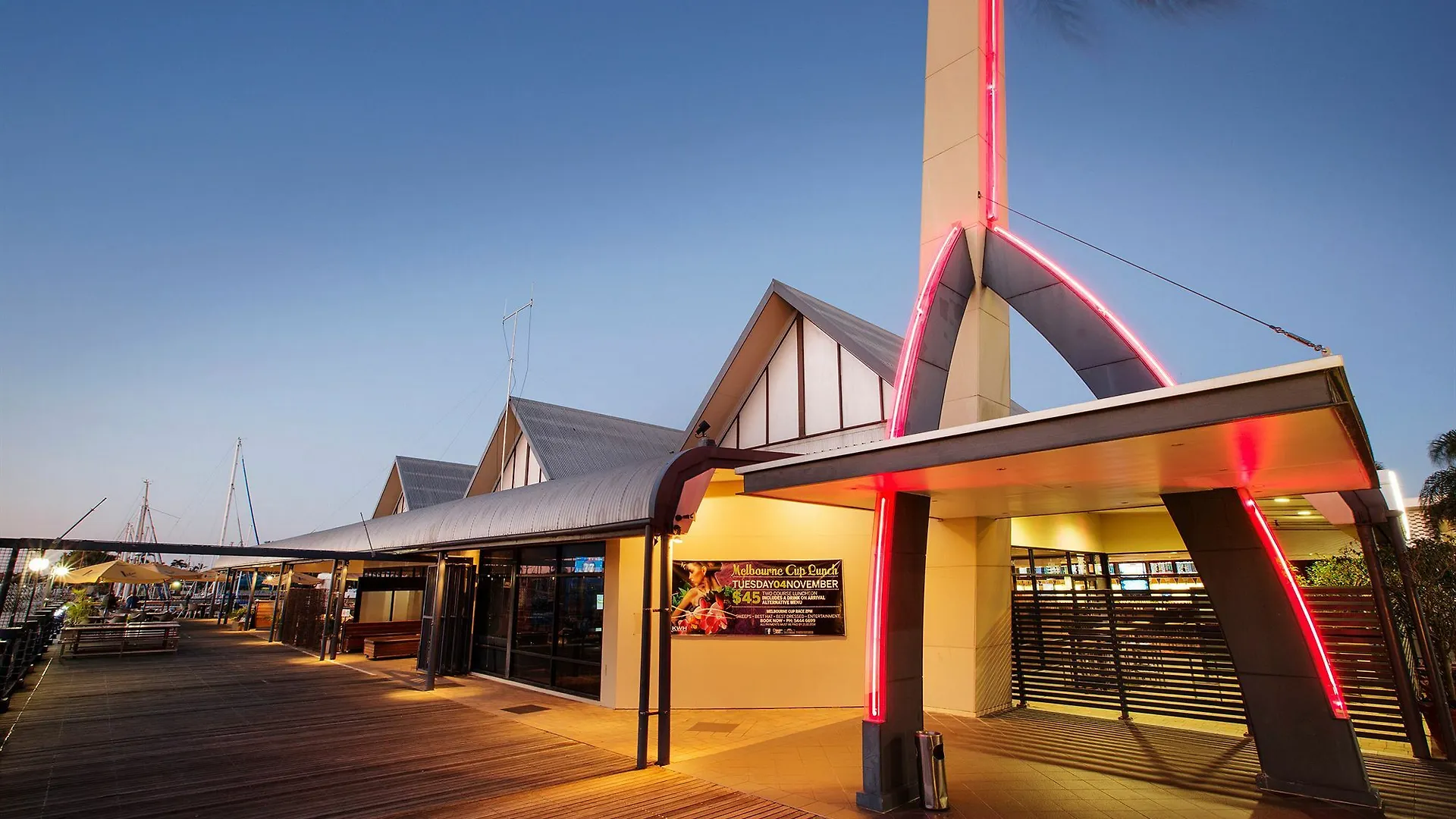 Nightcap At Kawana Waters Hotel